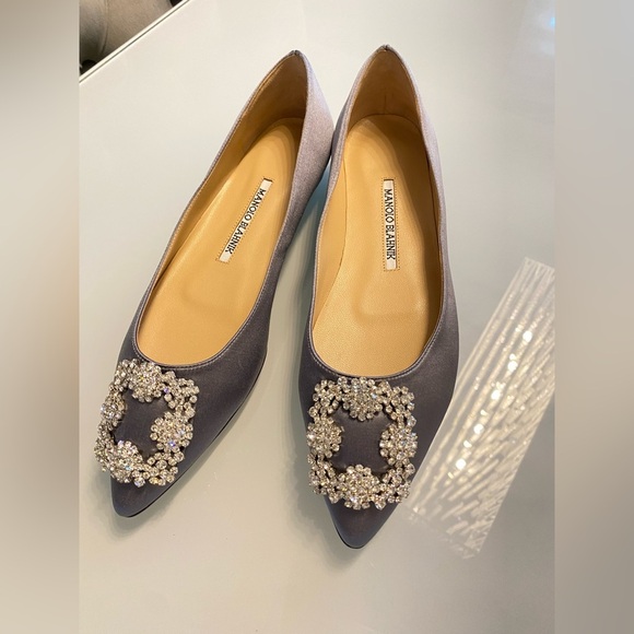 Manolo Blahnik Hangisi Satin Flats – Grey with Crystal Buckle – Size 37 - Picture 2 of 9